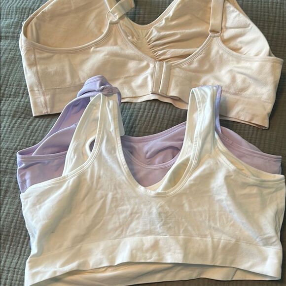 Women's Intimates Set - Cream and Lavender - Picture 2 of 5